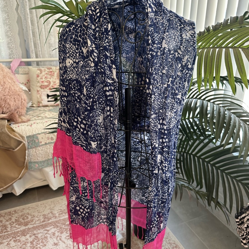 Navy and Pink Patterned Scarf